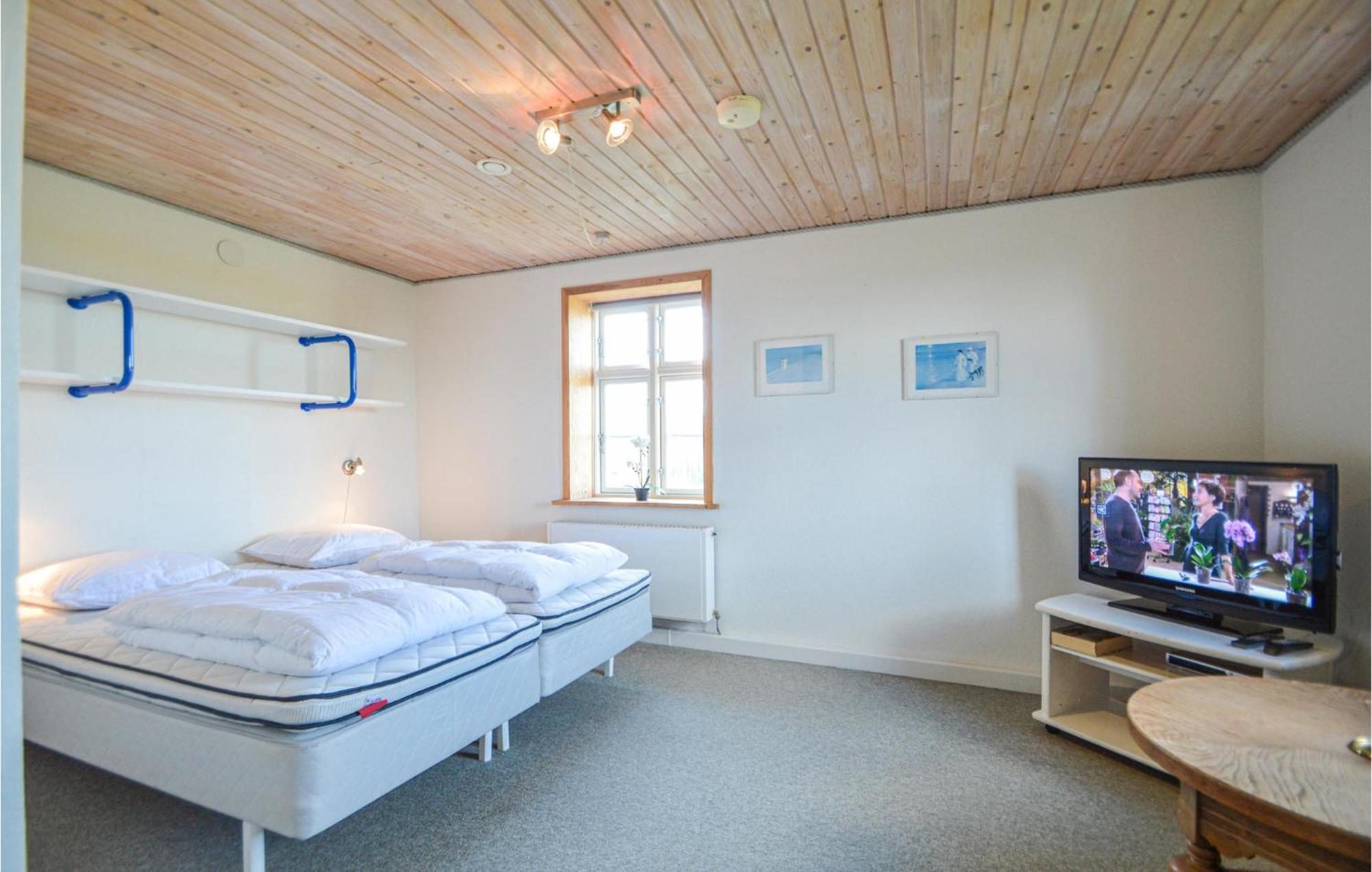 Awesome Home In Bredebro With Kitchen Ballum Buitenkant foto